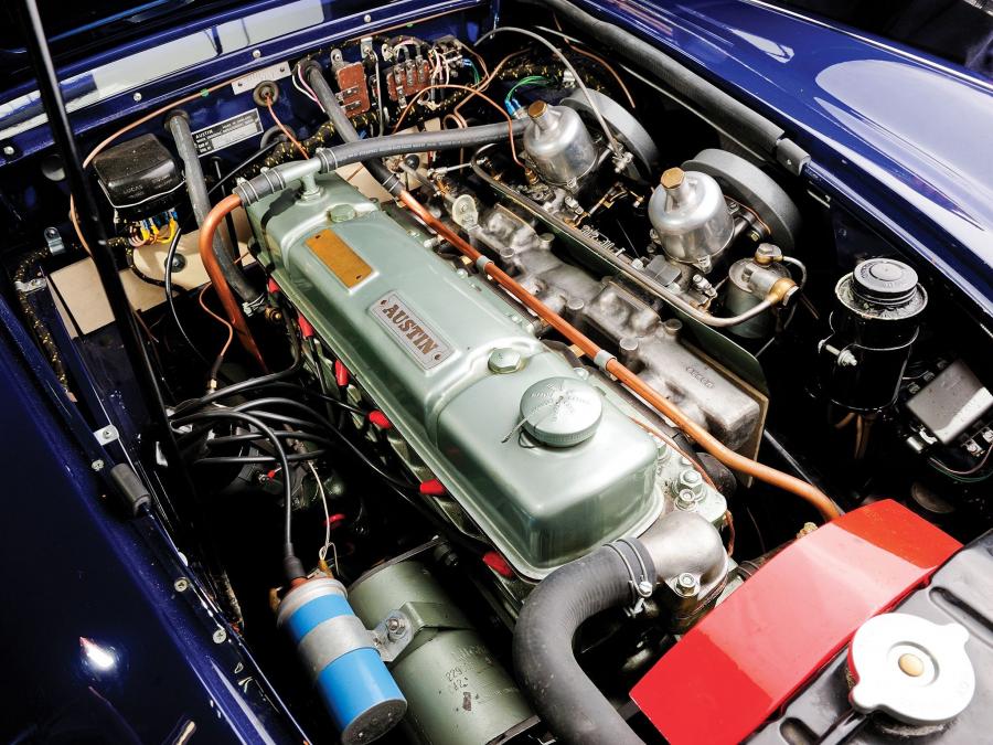 Интерьер Austin-Healey 100-6 (BN6) 1958 года  (фото 21 из 21)